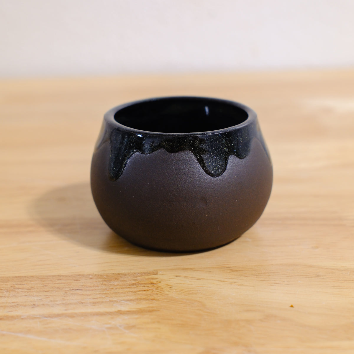 Black Shimmer Burnished Cauldron
